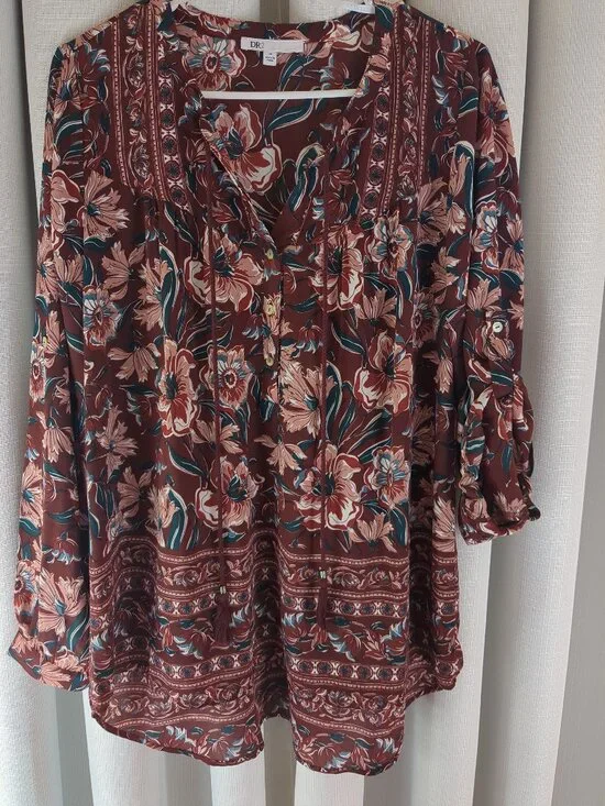 Med DR2 Floral Tunic / Blouse / Top with Button Long or Roll Up Sleeves - Picture 1 of 16